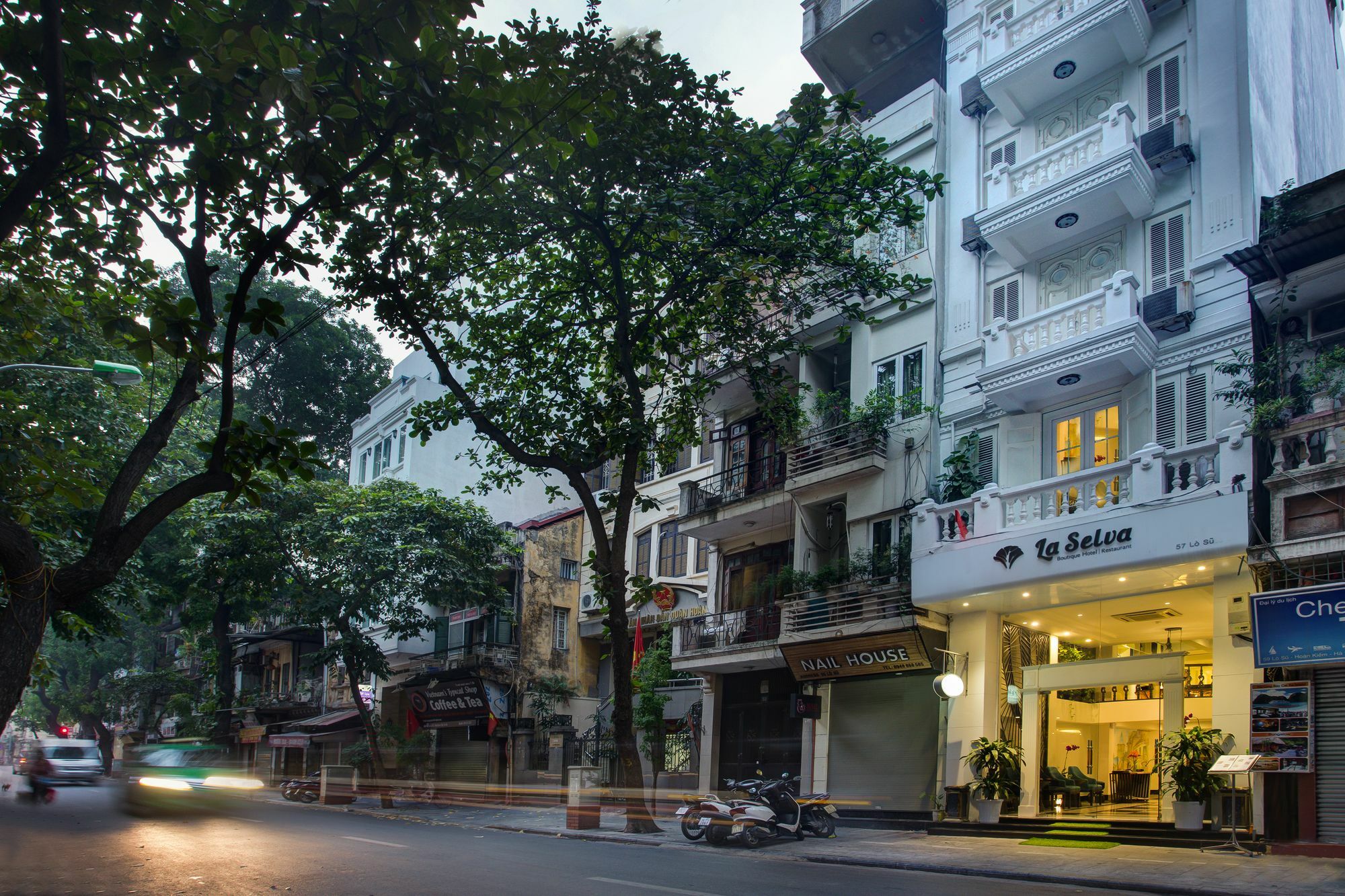 Hanoi La Selva Hotel Esterno foto